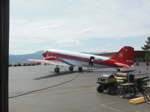 DC-3 used to drop smokkejumpers