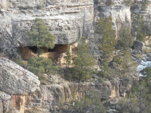 Walnut canyon dwellings 