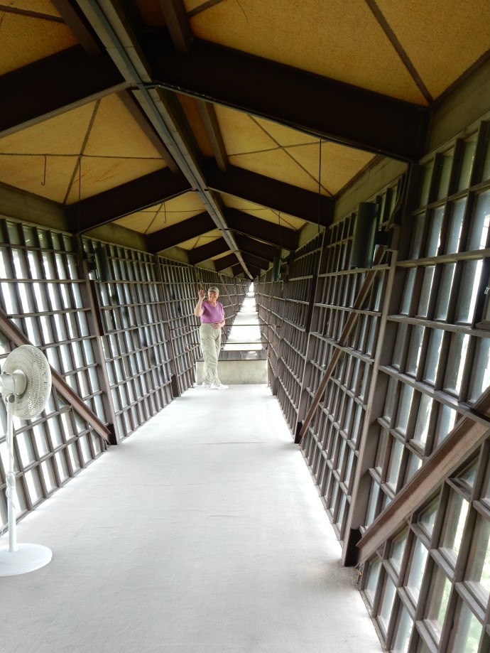 Inside the Infinity Room-the cantilevered room