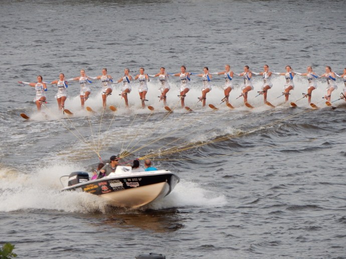 Mississippi River Rats perform on the Mississippi River