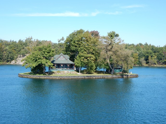 A home on the only island artificially constructed by connecting three shoals