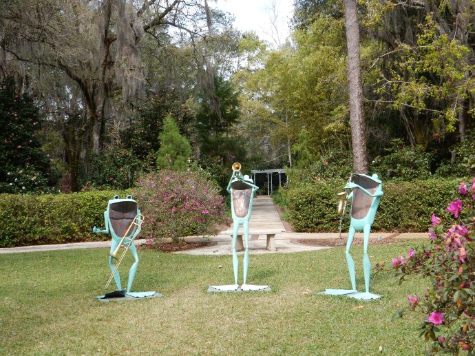 One of the frog sculptues, Leu Gardens