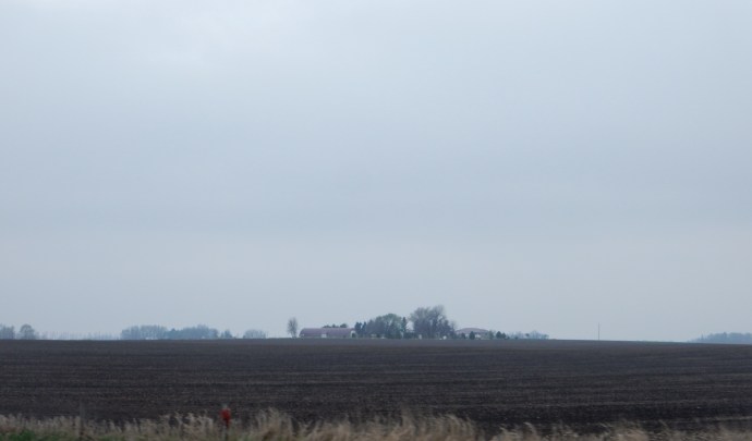 Minnesota Gold-farm land near Blue Earth MN