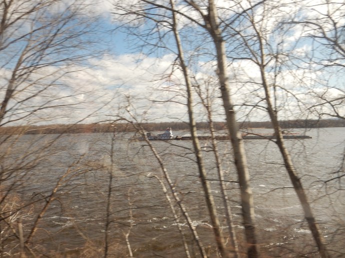 A tow along the Mississippi River