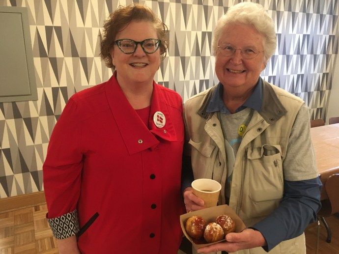 325EB29E-57F6-4E64-9C68-EDFE6B96D129